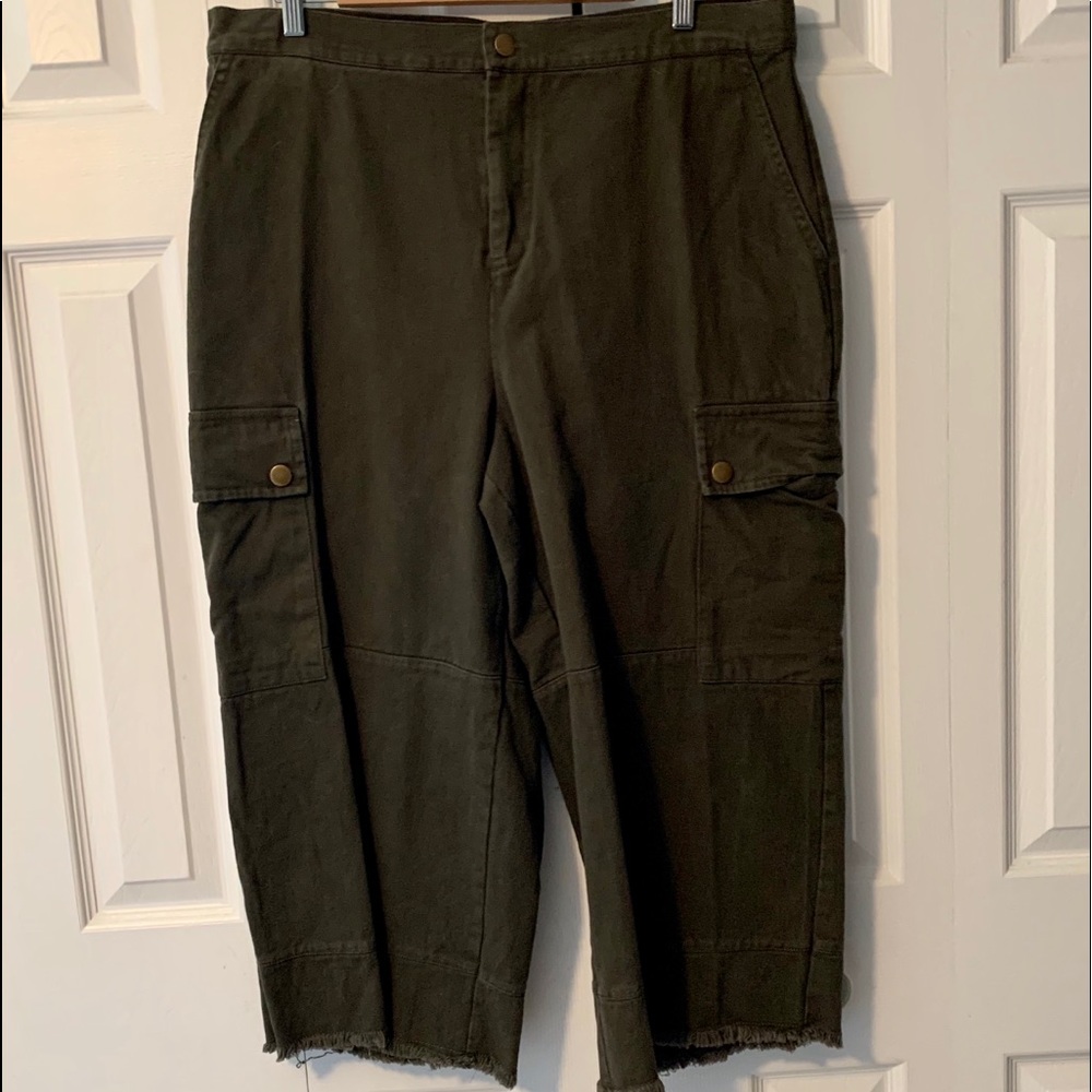 Khakis, cropped jeans (sz1X)